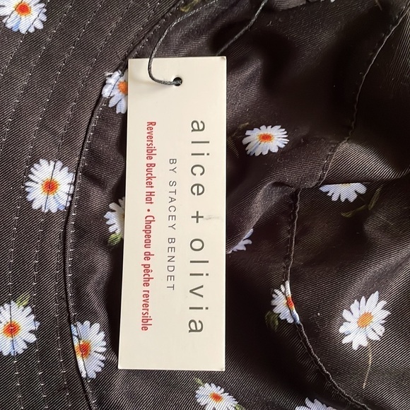 Alice+Olivia Reversible Bucket Hat NWT - Picture 5 of 8